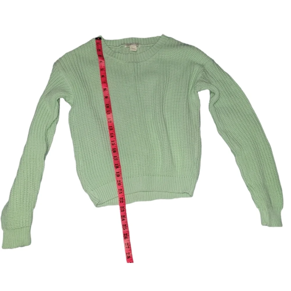 Mint Crop Sweater Bought at Nasty G… - Picture 7 of 8